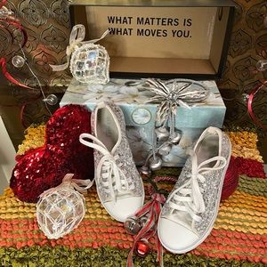 Old Navy Girls Sparkle Sneaks
